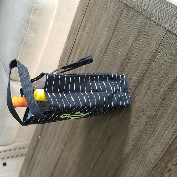 NIP Thirty-one twice as nice tote - Picture 5 of 7